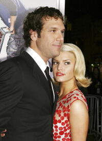 Dane Cook and Jessica Simpson at the Los Angeles premiere of "Employee of the Month"