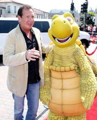Garry Shandling at the Los Angeles premiere of "Over the Hedge"