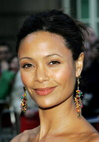 Actress Thandie Newton at the "Volver" premiere in  London.