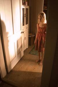 AnnaSophia Robb as Loren McConnell in "The Reaping."