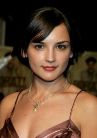 Rachael Leigh Cook at the Hollywood premiere of "Borat: Cultural Learnings Of America"
