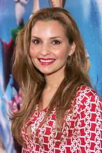 Actress Shani Rigsbee at the L.A. premiere of "Happily N'Ever After."
