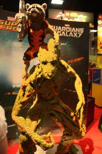 
	Comic-Con Convention Floor, Rocket Raccoon, Groot, Guardians of the Galaxy
