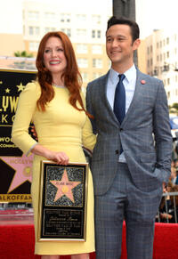 
	Joseph Gordon-Levitt

