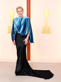 
	Cate Blanchett
