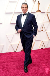 
	Ciaran Hinds
