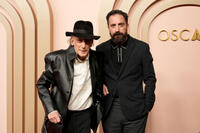 
	Edward Lachman and&nbsp;Pablo Larra&iacute;n
