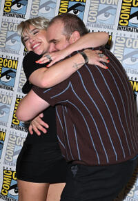 
	Florence Pugh and David Harbour

