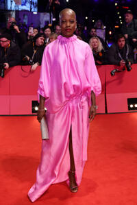 
	Florence Kasumba
