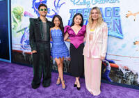 
	Jaboukie Young-White, Liza Koshy, Lana Condor and Annie Murphy
