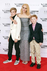 
	Jacki Nielen, Kristen Stewart and Freddy Spry
