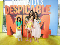 
	Madison Polan, Miranda Cosgrove and Dana Gaier
