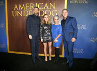 
	Zachary Levi, Anna Paquin, Brenda Warner and Kurt Warner
