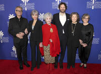 
	Harry Hamlin, Jane Fonda, Rita Moreno, Kyle Marvin, Lily Tomlin and Sally Field
