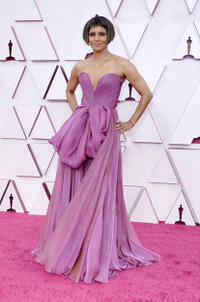 
	Halle Berry
