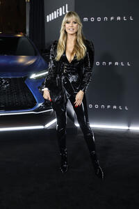 
	Heidi Klum
