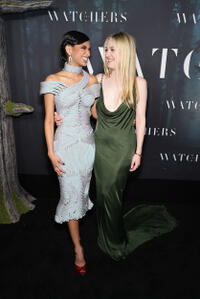 
	Ishana Night Shyamalan and Dakota Fanning
