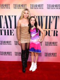 
	Jenna Davis and Violet McGraw
