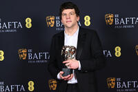
	Jesse Eisenberg
