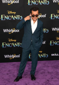 
	John Leguizamo
