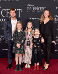 
	Luke Hemsworth and family
