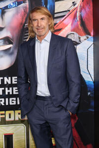 
	Michael Bay

