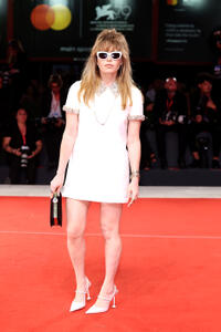 
	Natasha Lyonne
