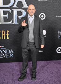 
	Richard Schiff
