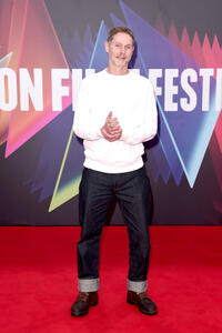 
	Sean Harris
