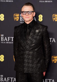 
	Simon Pegg
