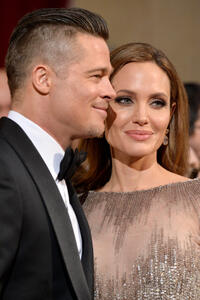 
	Brad Pitt, Angelina Jolie
