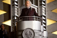 Donald Sutherland stars as President Snow.