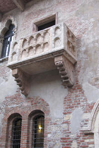 
	Letters to Juliet Locations
