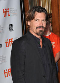 Josh Brolin 