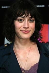 Lizzy Caplan at the premiere of "The TV Set."