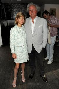 Anna Carter and Graydon Carter at the Stella McCartney - Spring 2011 Presentation.