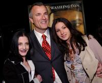 Nick Cassavetes with his daughters Sasha and Gina at the premiere of "John Q."