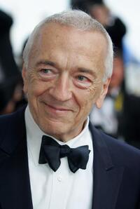 Jean-Pierre Cassel at the official projection of film "Zivot Je Cudo" (Life is a Miracle) during the 57th Cannes Film Festival.