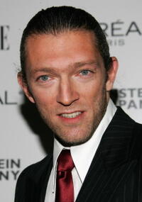 Vincent Cassel at the premiere of "Derailed".