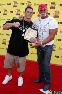 John Cena and Hulk Hogan at the 2005 Teen Choice Awards.