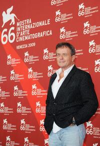 Patrice Chereau at the photocall of "Persecution" during the 66th Venice Film Festival.