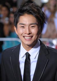 Justin Chon at the Los Angeles premiere of "The Twilight Saga: New Moon."