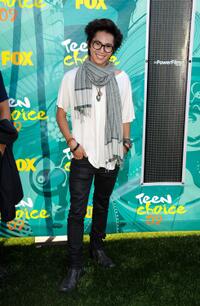 Justin Chon at the 2009 Teen Choice Awards.