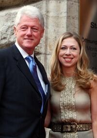 Bill Clinton and Chelsea Clinton at the BILD OSGAR Awards.