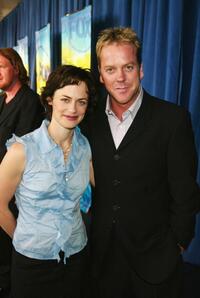 Sarah Clarke and Kiefer Sutherland at the FOX 2002 Upfronts.