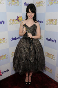 Lily Collins at the California premiere of "Mirror Mirror."