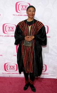 Olivia Cole at the 5th Annual TV Land Awards.