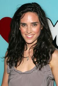 Jennifer Connelly at the MTV's Total Request Live.