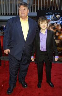 Robbie Coltrane at the premiere of "Harry Potter and the Sorcerer's Stone".