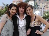 Emmanuelle Devos, Sabine Azema and Anne Consigny at the photocall of "Les Herbes Folles" during the 62nd International Cannes Film Festival.